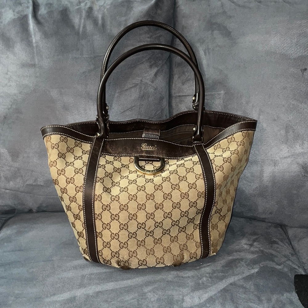 Brown Gucci shoulder bag